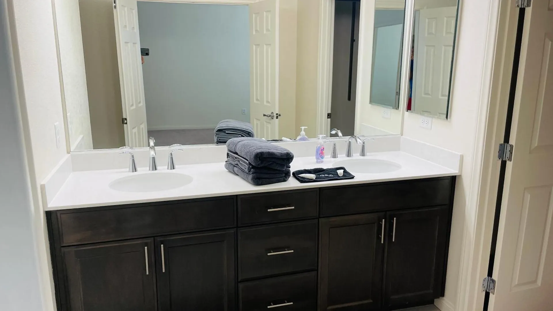 Holiday home Fun 3-Story House In Vegas - 9Mins To Strip And Airport! Villa Las Vegas United States