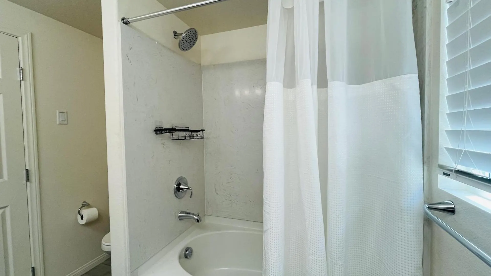 Fun 3-Story House In Vegas - 9Mins To Strip And Airport! Villa Las Vegas Holiday home